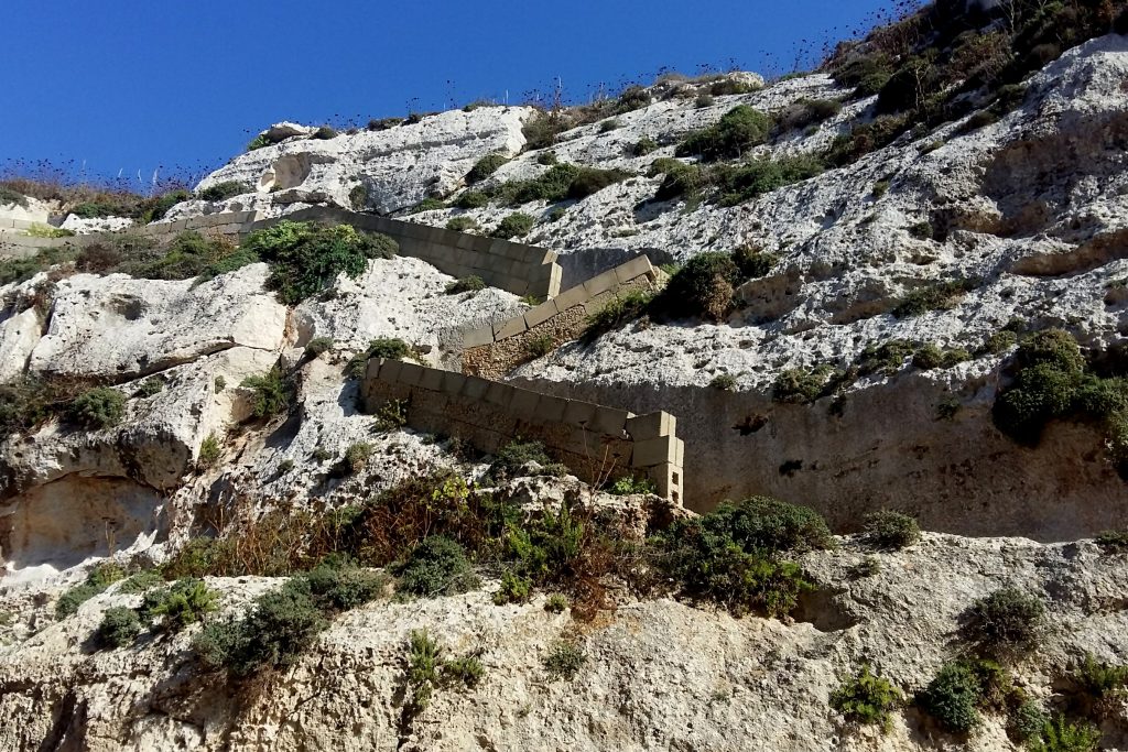 Droga na plażę Wied il Ghasri Gozo