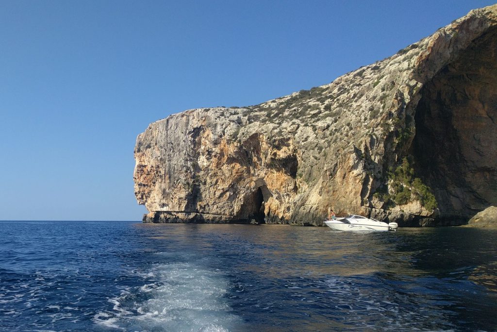 blue-grotto-trip-blekitna-grota-malta