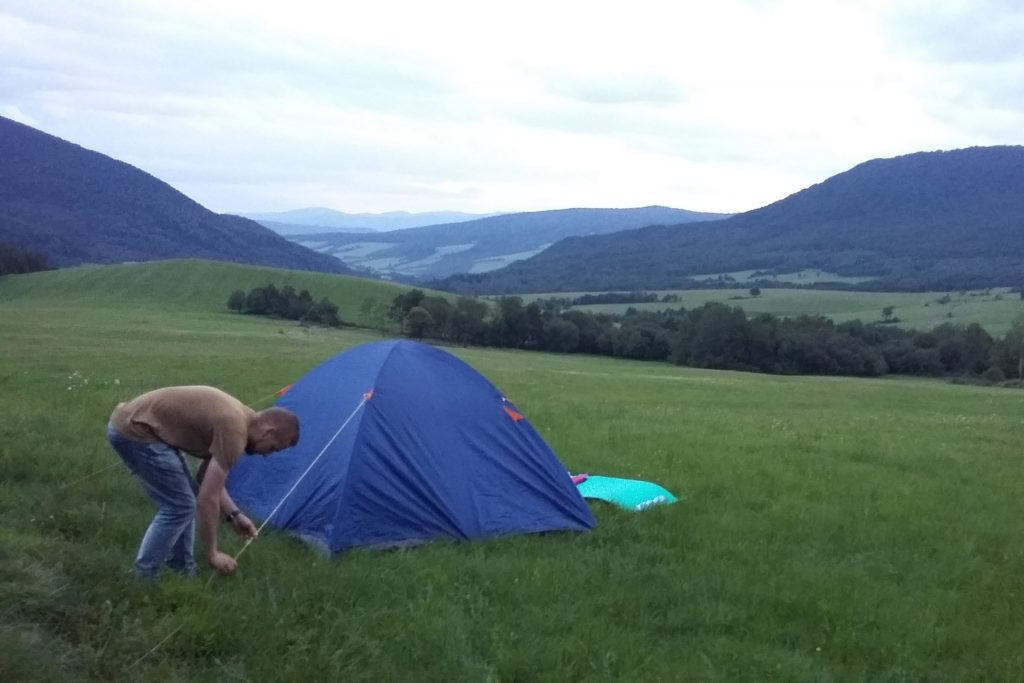 Rozbijamy namiot i czekamy na rozwój wydarzeń..