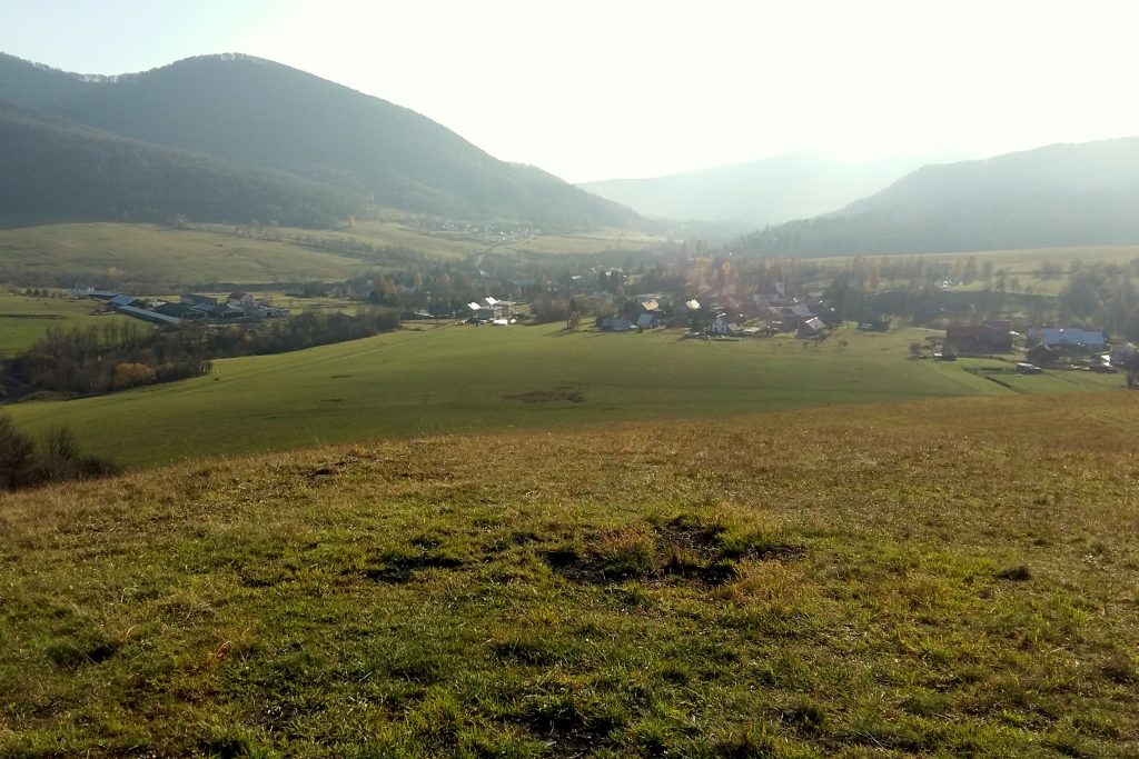 Widok z polany na Cigelkę