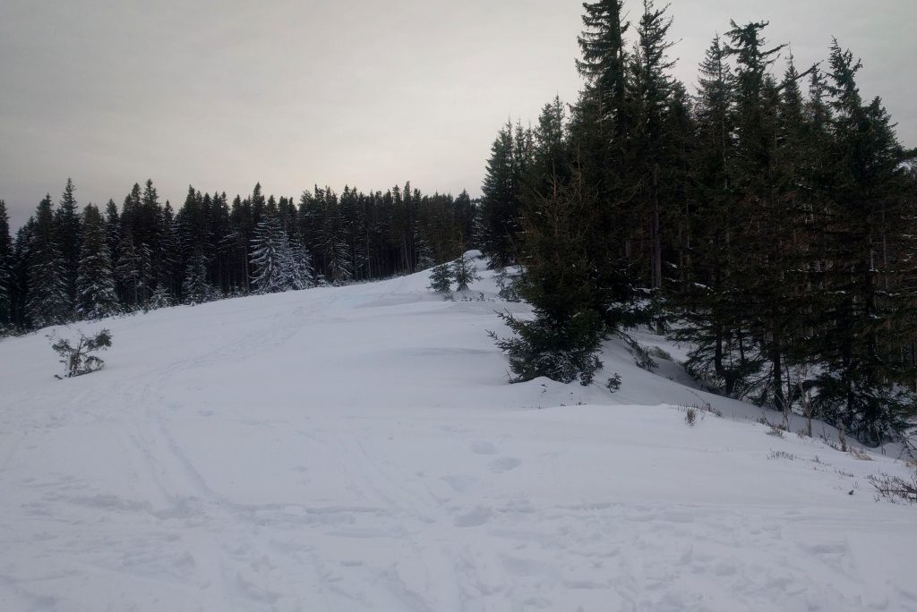 Zjazd z Pilska na skiturach