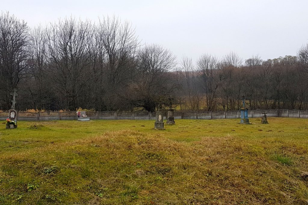 cmentarz w Blechnarce najstarsze nagrobki