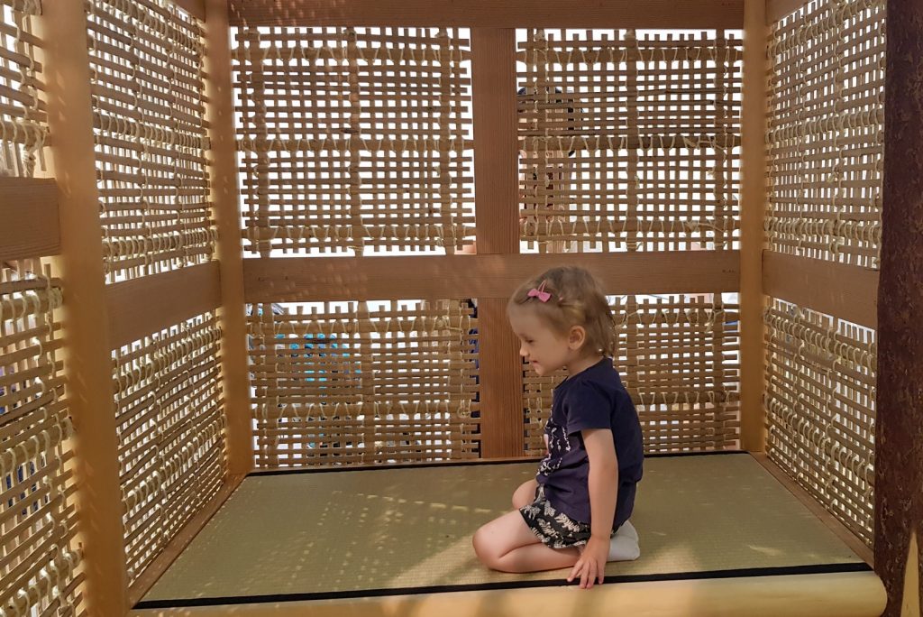 W japońskim domku - Muzeum Manggha